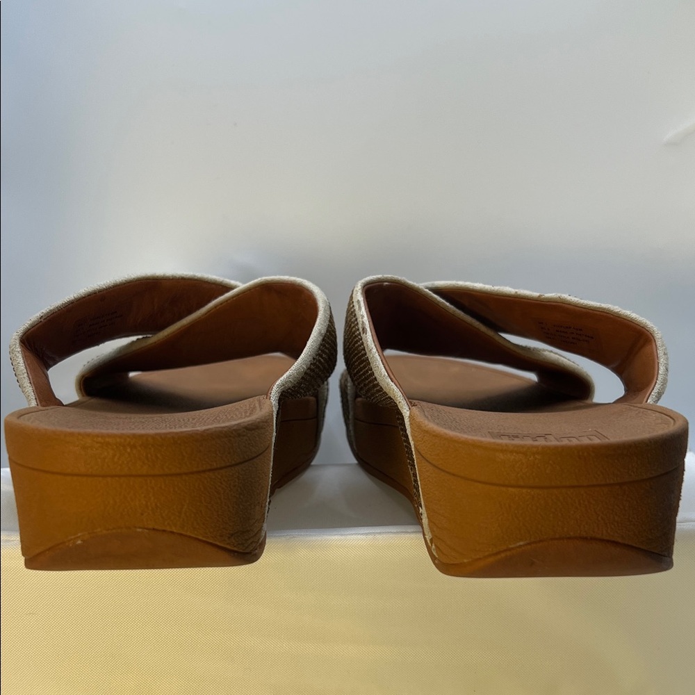 Fitflop Gold Rhinestones Crisscross Sandals-Size 9-Comfy-Slip on-Casual - Picture 6 of 16